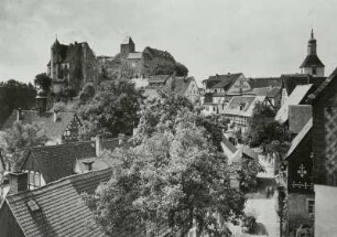 Stadtansicht mit Burg und Stadtkirche vom Röhrenweg