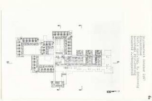 Krankenhaus für präventive und kurative Medizin, Berlin-Lankwitz (Diplomarbeit bei Peter Poelzig): Grundriss 1. Obergeschoss 1:200
