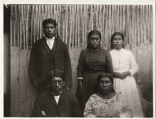 The Fructuoso Ucanán family, the mayor of Huanchaco