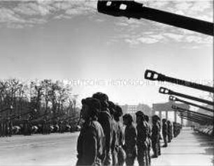 Parade der russischen Streitkräfte in Berlin