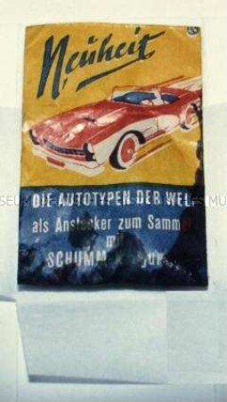 Kaugummi-Papiertüte mit Auto-Sammelabzeichen "Ford Country Squire"