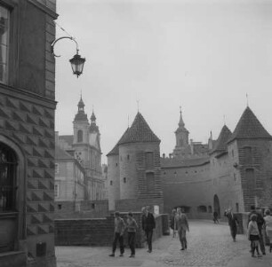 Warschau. Barbakane