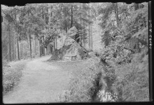 Grabentour. Ruhefelsen