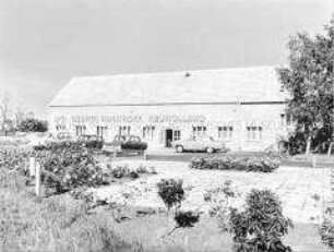 Kulturhaus(?) der LPG "Georgi Dimitroff" Neuholland (Kr. Oranienburg)