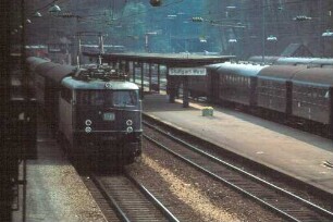 Gäubahn Stuttgart-West Lok 110 395 Eilzug RW-S Gäubahn Stuttgart-West Durchfahrt