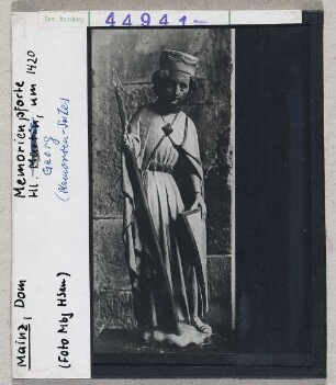 Mainz, Dom: Memorienpforte, Hl. Georg