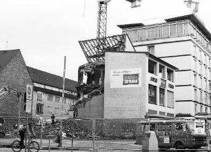 Freiburg im Breisgau: Abbruch des Bettenhauses Striebel