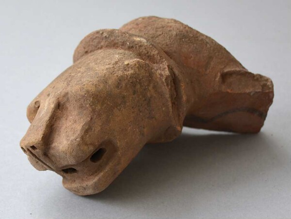 Clay animal head (fragment)