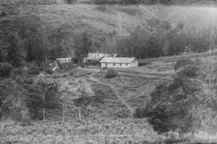 Gehöft : Gehöft an den Hängen der Usambara-Berge