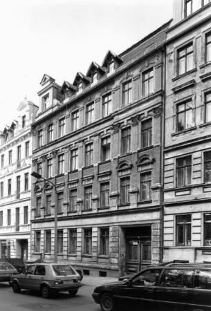 Görlitz-Altstadt, Bahnhofstraße 5. Wohnhaus (E. 19. Jh.). Straßenansicht