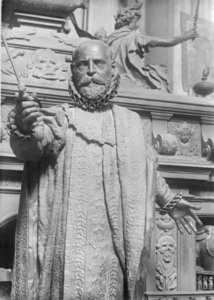 Herzog Albrecht V. von Bayern des Grabmonuments Kaiser Ludwig des Bayern (+1347)