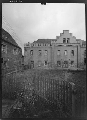 Görlitz-Klingewalde. Schloß (16. Jh., Umbau 18. Jh.). Eingangsseite