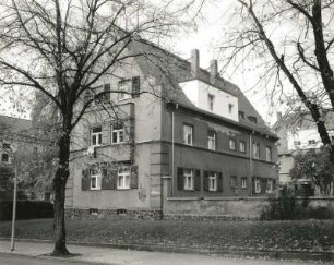 Wurzen, Eduard-Schulze-Straße 6. Wohnhaus einer Wohnsiedlung (um 1925)