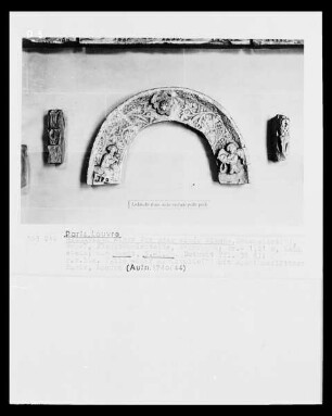 Archivolte eines Portals aus Bauît