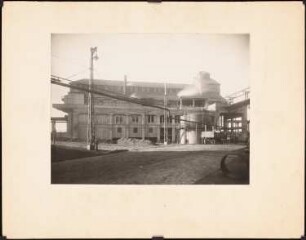 Gaswerk, Dresden-Reick: Seitenansicht frontal