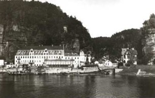 Herrnskretschen, Mündung des Kamnitzbaches : Herrnskretschen (Hřensko). Ortsteil an der Mündung des Kamnitzbaches in die Elbe