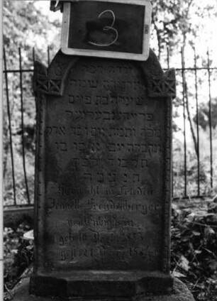 Grabstein 3A