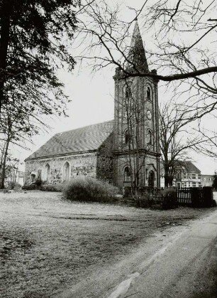 Dorfkirche, Forst (Lausitz)