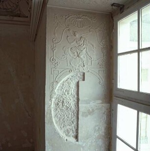 Innendekoration der Langen Galerie — Wanddekoration der Langen Galerie — Juno auf Wolken umrahmt von Bandelwerk