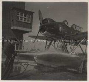 Wehrmachtssoldaten, Flugzeuge