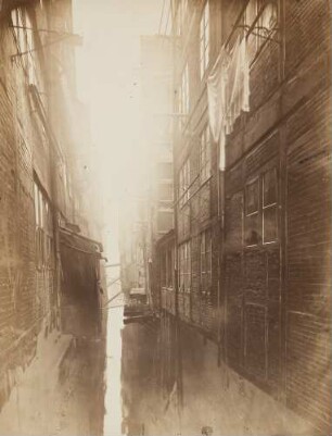 Große Reichenstraße, Ansicht von der Rolandsbrücke