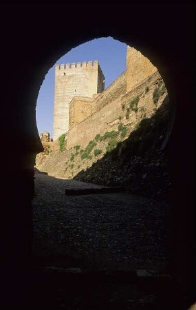 Alhambra — Festungsanlage — Alcazaba — Torre del Homenaje