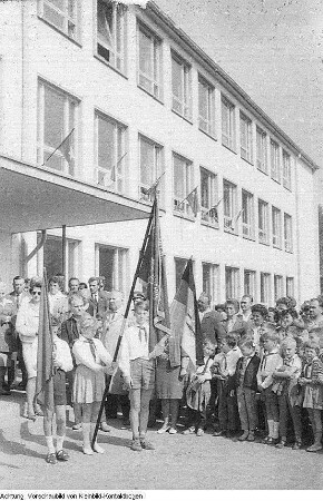 Schule, u.a. Dresden, 11. POS Alexander Zawadzki, Annenstrasse, Neubau - 1. Oberschule (ab 1967: 1. POS Dr. Kurt Fischer) - Lichtenau, Schuljubiläum, Festumzug - Entenzucht - Unterricht: Mathematik, Geographie - etc., August 1962 - Mai 1963