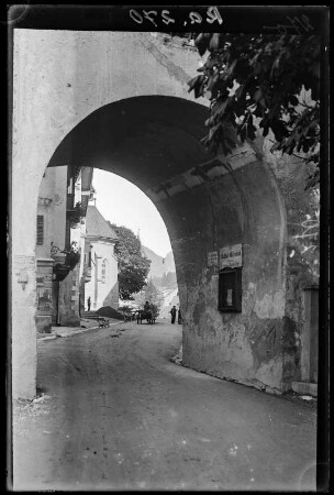 Österreich, Kitzbühel. Stadttor