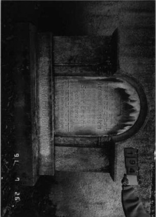 Grabstein 194 [Hahn S. 55 Grab-Nr. 27a]