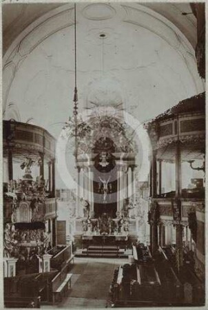 Altarraum der Gnadenkirche Landeshut nach O