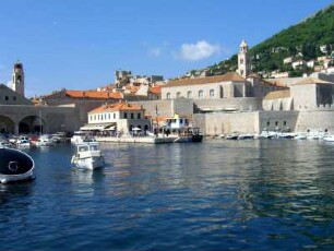 Dubrovnik: Stadtansicht vom Hafen