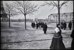 Paris. Marsfeld mit letzten Überresten der Bauten von 1889