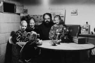 Familie B./K. (Töpfer) am Eßtisch