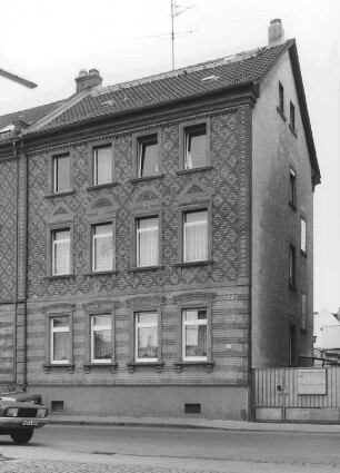 Frankfurt, Gerauer Straße 1, Gerauer Straße 3