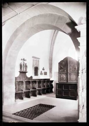 Evangelische Stadtkirche innen nach Westen; Chor