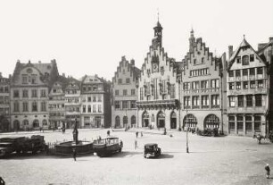 Frankfurt am Main, Römer : Frankfurt (Main). Römer. Ansicht vom Römerberg mit Gerechtigkeitsbrunnen
