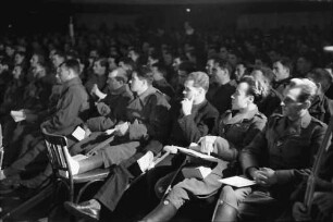 Bukarest: Aro-Palast, deutsch-rumänische Stunde, rumänische Verwundete