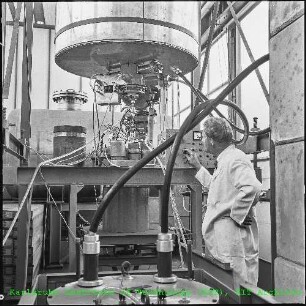 Duoplasmatron des Instituts für Neutronenphysik und Reaktortechnik (INR)