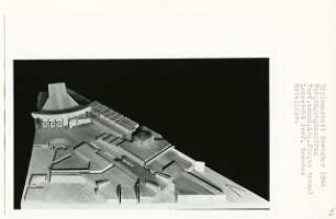 Vergnügungszentrum, Berlin-Tiergarten (Diplomarbeit bei Bernhard Hermkes): Modellfoto