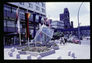 Am Europa-Center 3.7.71.