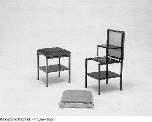 Zwei Hocker (1982; VEB "Numerik")