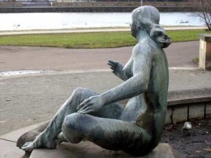 Brunnen mit den drei Grazien
