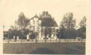 Ansicht des Hotels "Deutsche Eiche" in einem Luftkurort