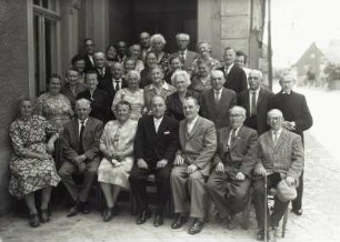 Gruppenbild zur Goldenen Konfirmation