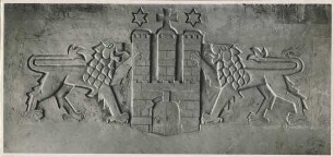Relief Wappen Hamburg, flankiert von Löwen: Tonmodell