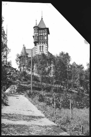 Warnsdorf. Aufgang zum Restaurant Burgbergwarte