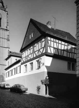 Alte Schule; Eltville, Rosengasse 3