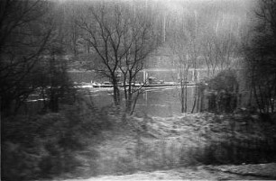 Bahnfahrt nach Prag : Bahnfahrt nach Prag, bei Decín