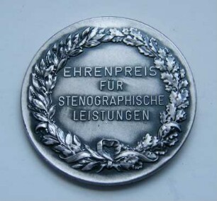Stolze-Gedenkmünze : Sammlung Beinhorn. Stolze-Gedenkmünze. Silber; Durchmesser 40 mm, Gewicht 22,2 g (nach 1950). Dresden: SLUB R c 0069