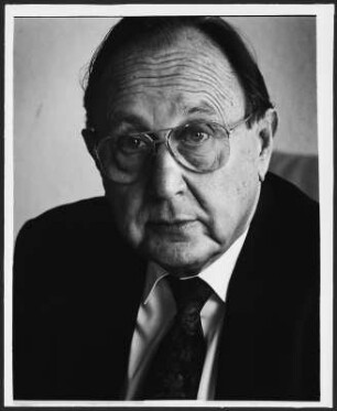 Portrait Hans-Dietrich Genscher